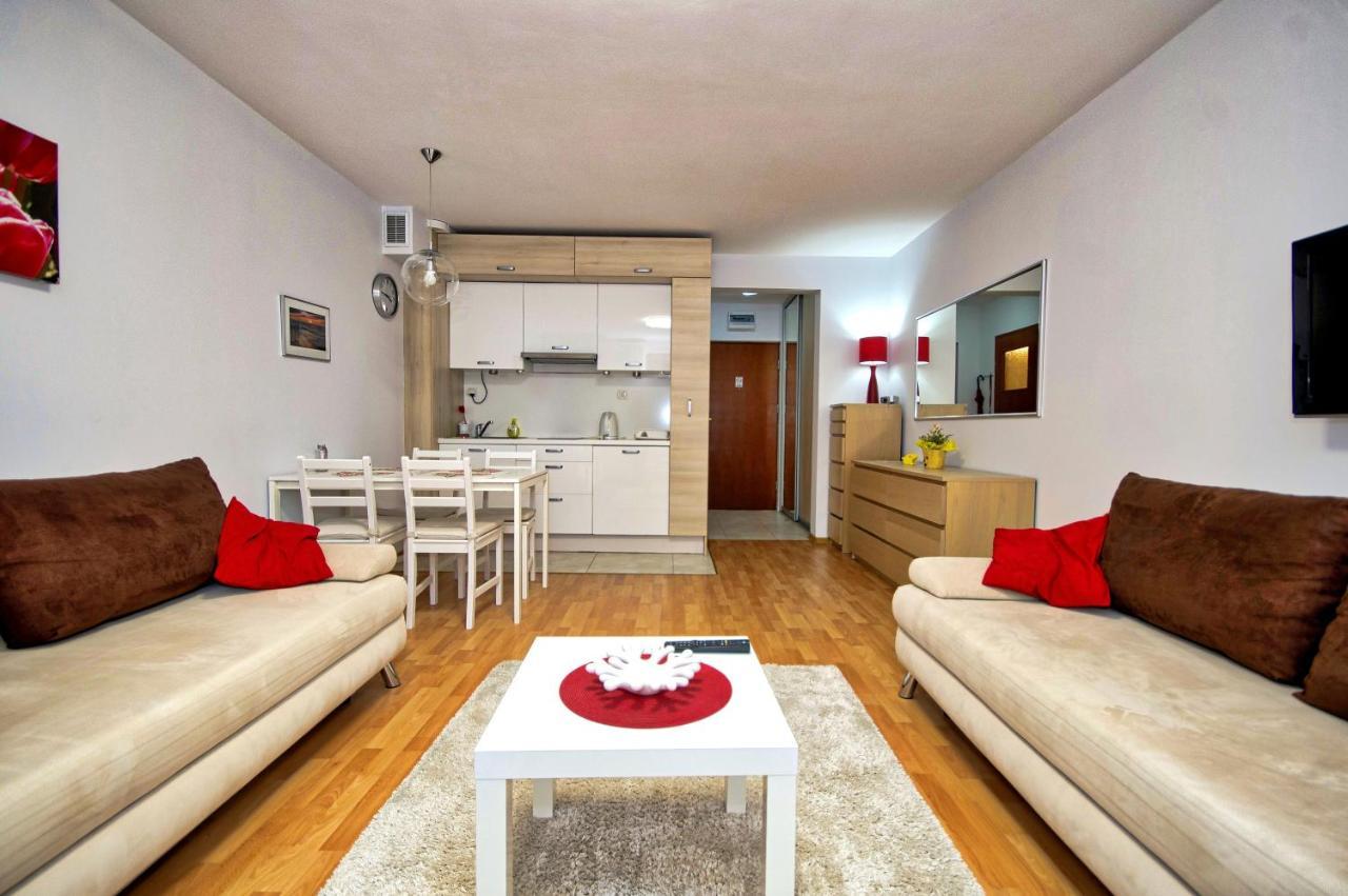 Apartament Park Zdrojowy シフィノウイシチェ エクステリア 写真
